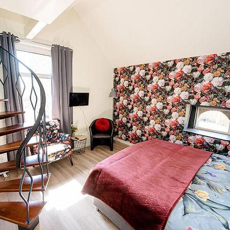 Bed & Breakfast Ohé en Laak Екстериор снимка