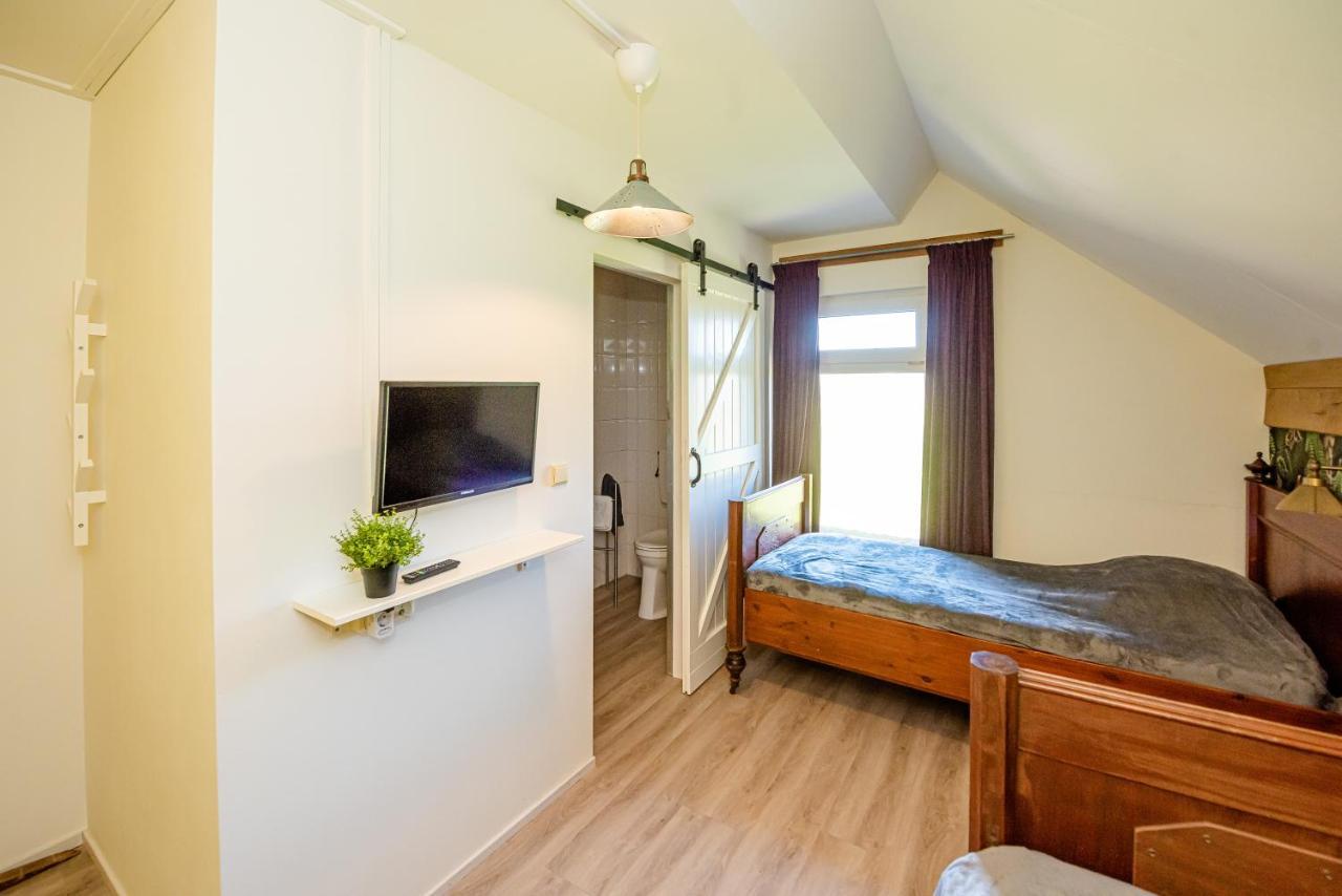Bed & Breakfast Ohé en Laak Екстериор снимка